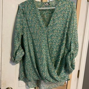 Kut from the kloth blouse. From stitch fix. Size medium.